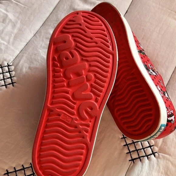 Native Minnie Mouse - Picture 3 of 4